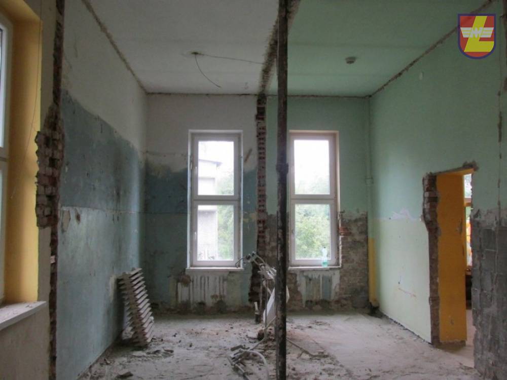 Zdjęcie: Na zdjęciu: remont  w Przedszkolu Publicznym nr 1 w Łazach
